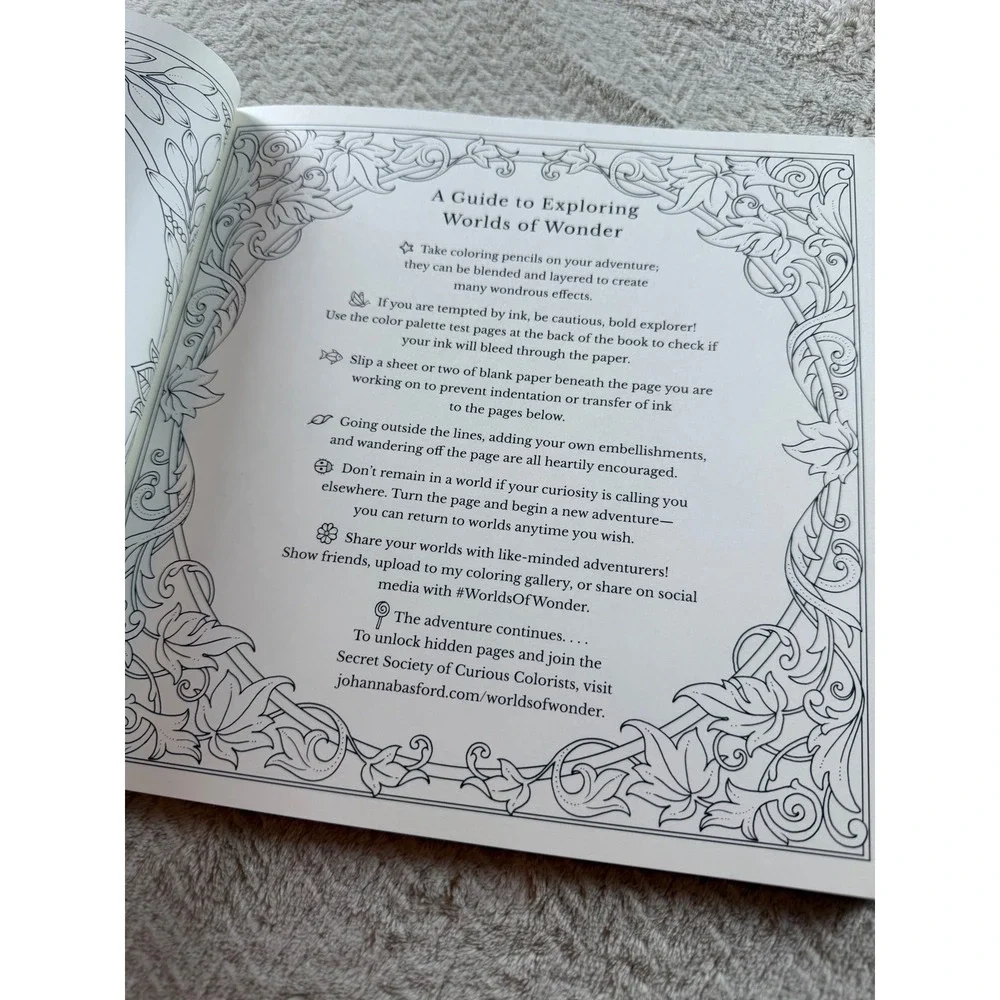 Johanna Basford Worlds of Wonder A Coloring Book for the Curious‎ Paperback